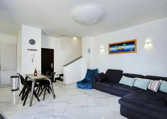 Apartman Secret Garden 3 *